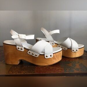 New Steve Madden platform sandals